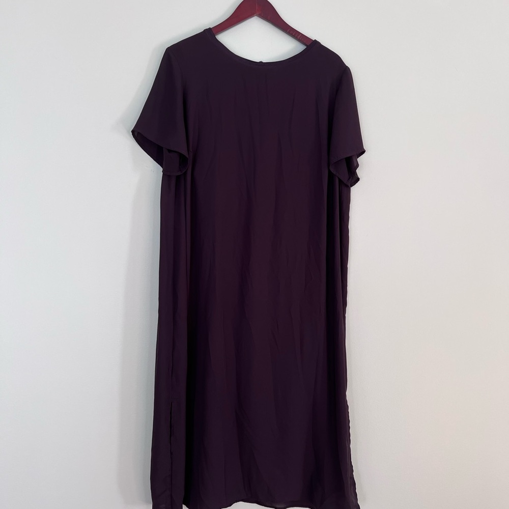 Burgundy color h&m midi dress with short sleeves. Size XL